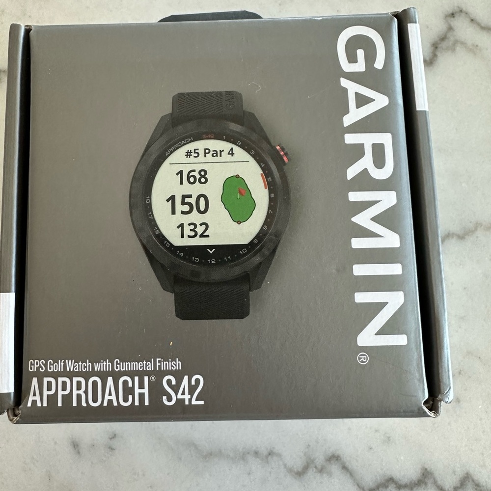 Garmin Approach S42 GPS golf watch